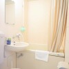 1K Apartment to Rent in Kyoto-shi Nakagyo-ku Bathroom