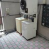 1R Apartment to Rent in Osaka-shi Higashisumiyoshi-ku Coin Laundry