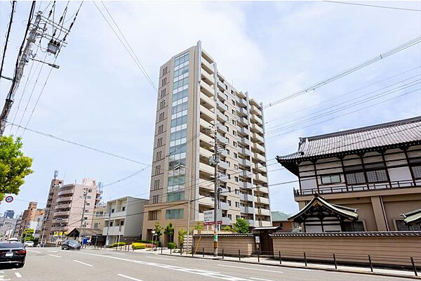 2SLDK Apartment to Buy in Osaka-shi Tennoji-ku Interior