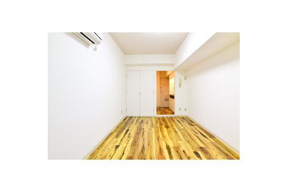 1R Apartment to Buy in Taito-ku Interior