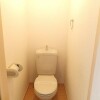 1R Apartment to Rent in Yokohama-shi Kanagawa-ku Toilet