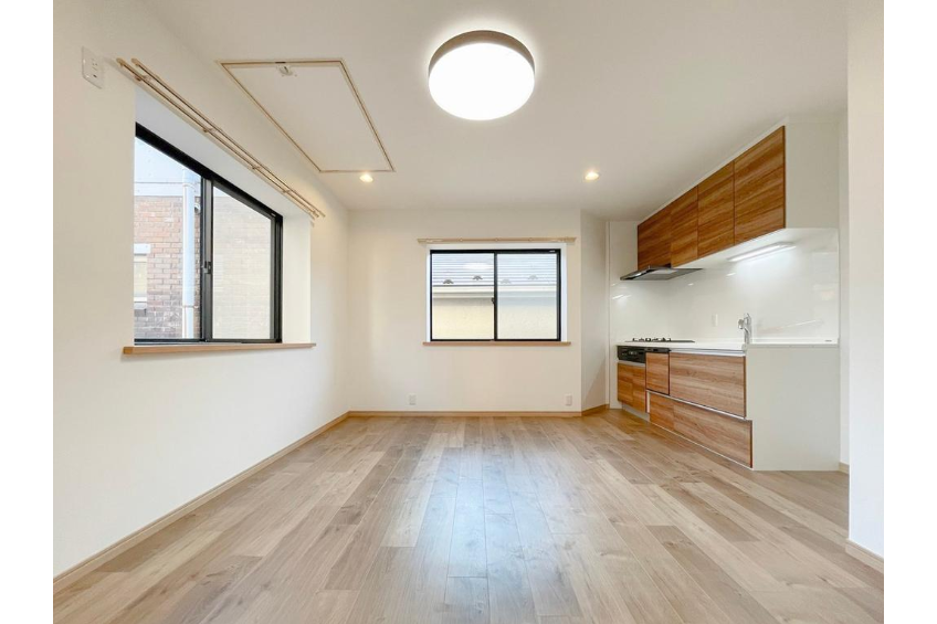 世田谷區出售中的3LDK獨棟住宅房地產 起居室